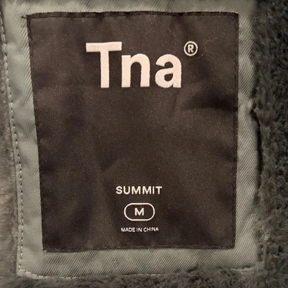 TNA Summit olive green Ski Jacket with Faux Fur Hood - Picture 2 of 4